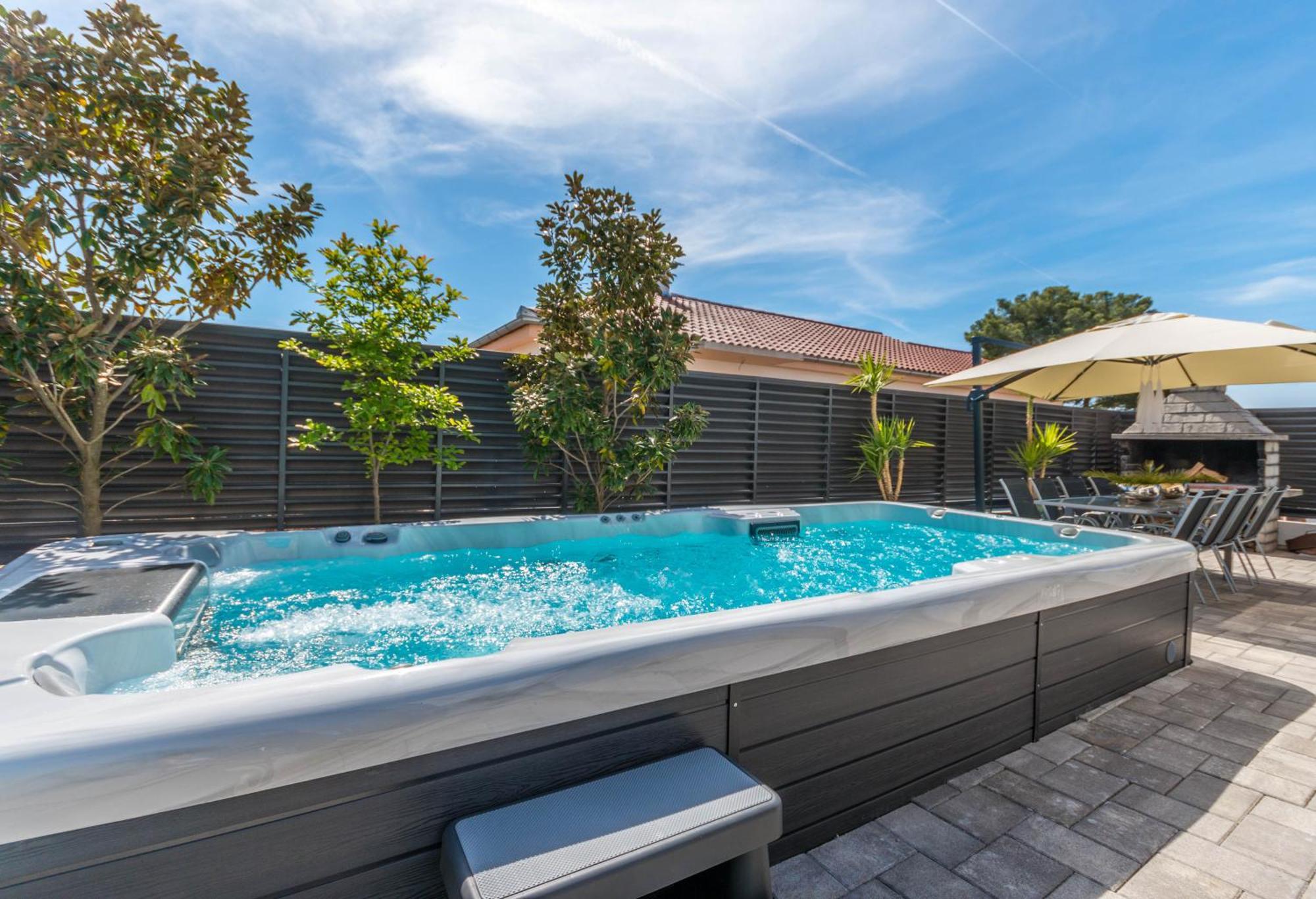 House With Pool Ledenko Lejlighed Biograd Na Moru Eksteriør billede